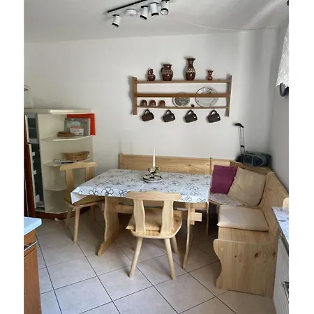 Russek Apartment *